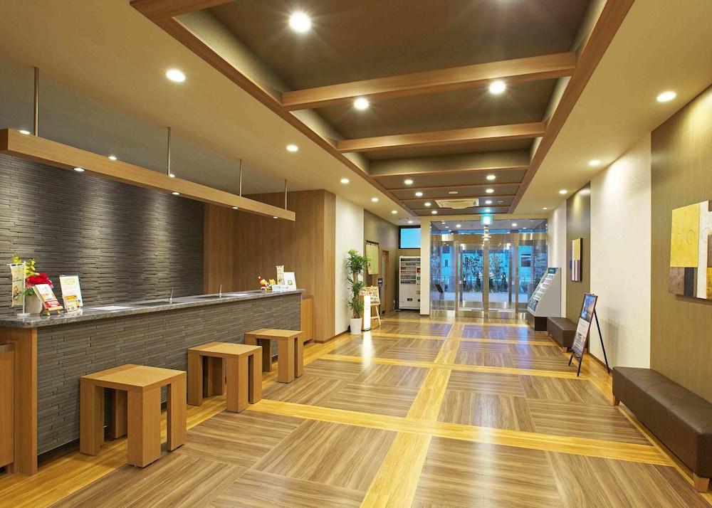 Hotel Route-Inn Sabae -Kokudou 8 Gou- Екстериор снимка