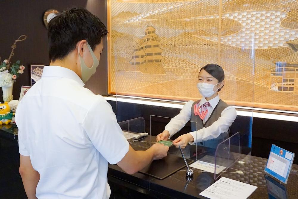 Hotel Route-Inn Sabae -Kokudou 8 Gou- Екстериор снимка