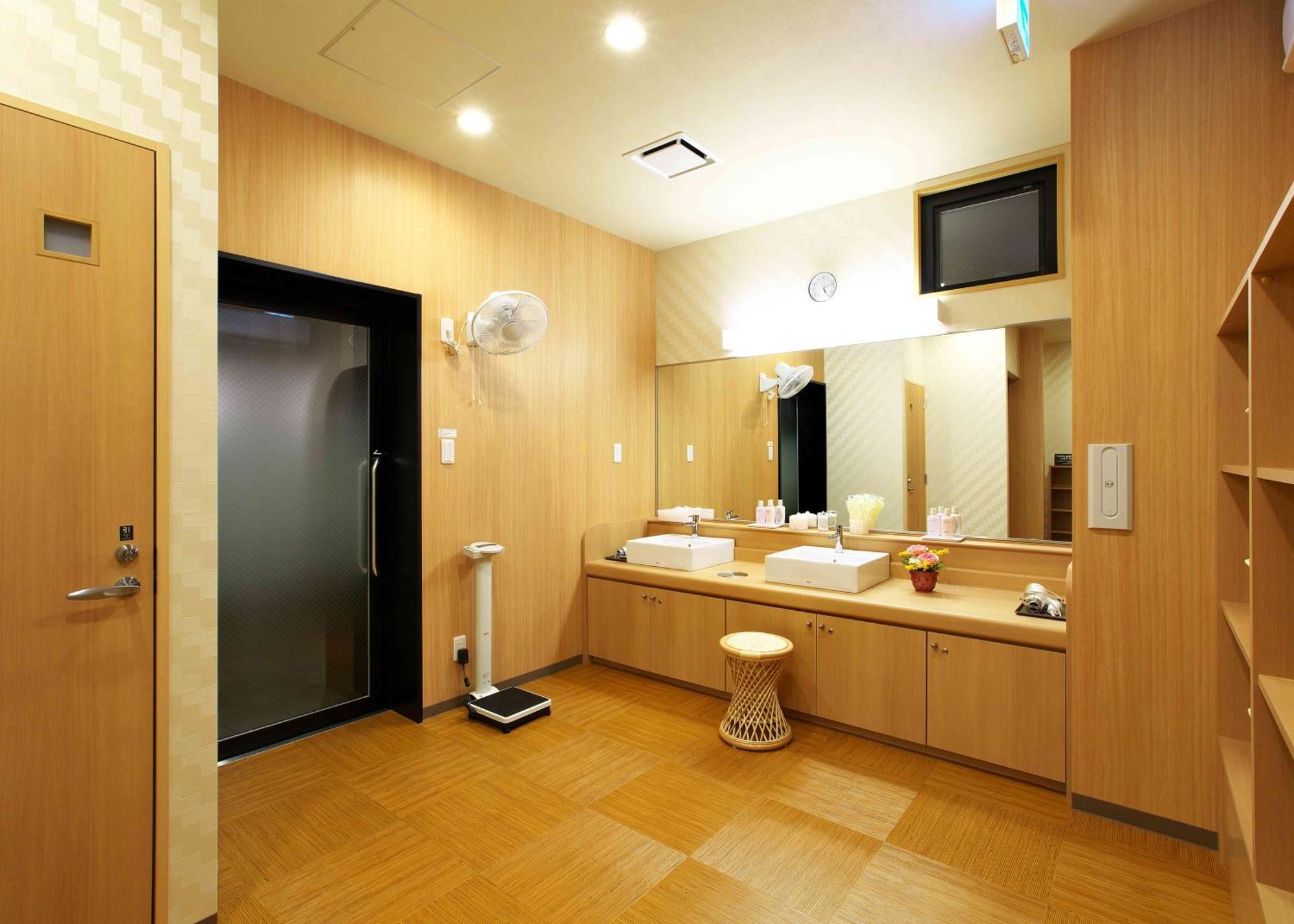 Hotel Route-Inn Sabae -Kokudou 8 Gou- Екстериор снимка