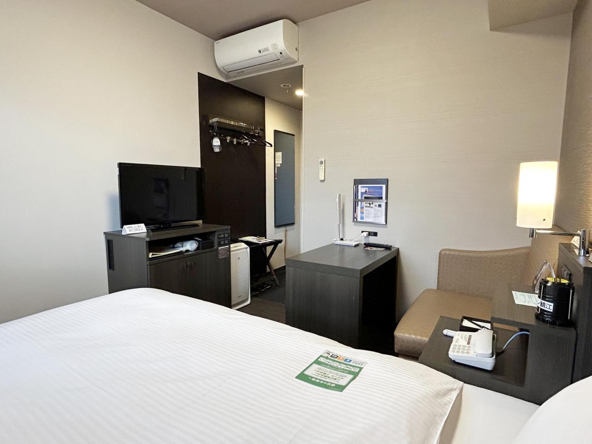 Hotel Route-Inn Sabae -Kokudou 8 Gou- Екстериор снимка