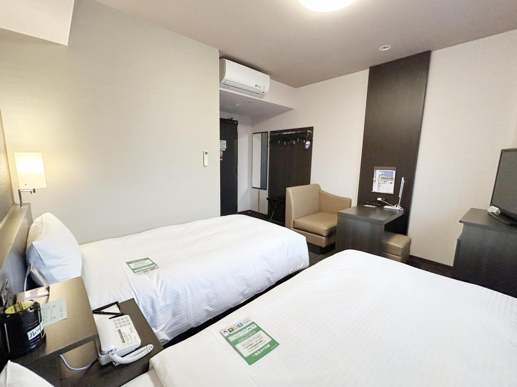 Hotel Route-Inn Sabae -Kokudou 8 Gou- Екстериор снимка